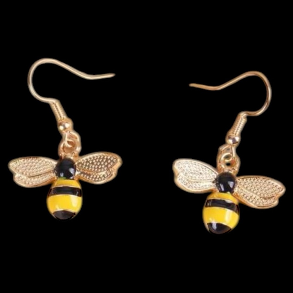 Gold Bee Pendant Necklace and Earrings set! New